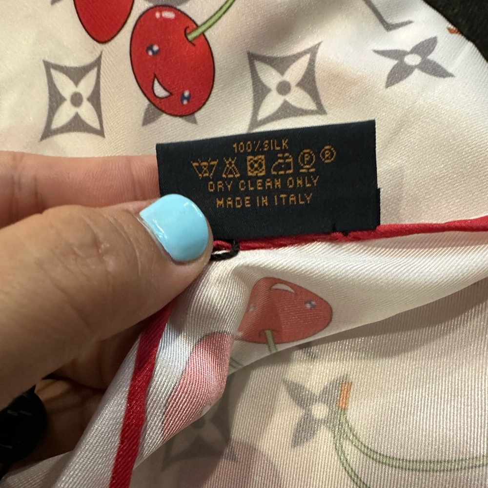 Louis Vuitton Red and White Cherry Scarf - Picture 7 of 11